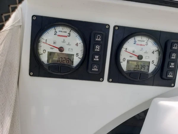 Lagoon 450 S - Boatscribe.com