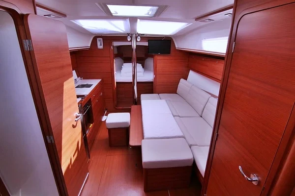 Dufour 382 - Boatscribe.com