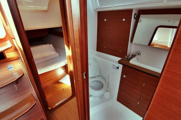 Dufour 382 - Boatscribe.com