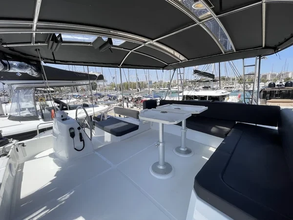 Bali 4.8  - Boatscribe.com