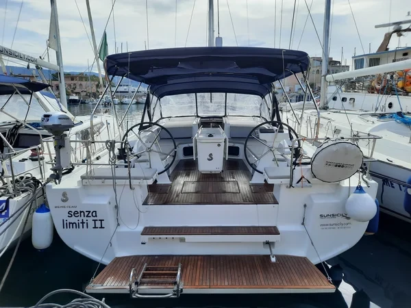 Oceanis 51.1 - Boatscribe.com