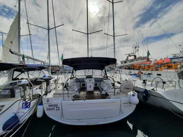 Oceanis 51.1 - Boatscribe.com