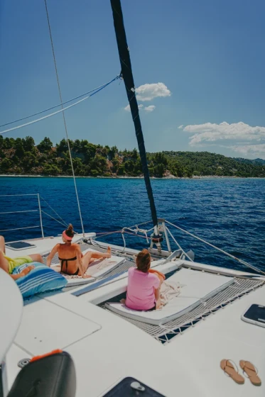Lagoon 380 - Boatscribe.com