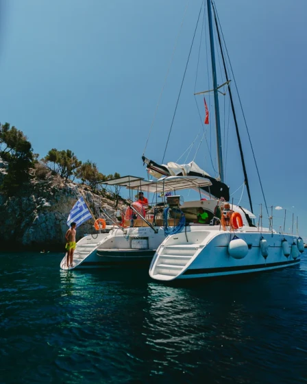 Lagoon 380 - Boatscribe.com