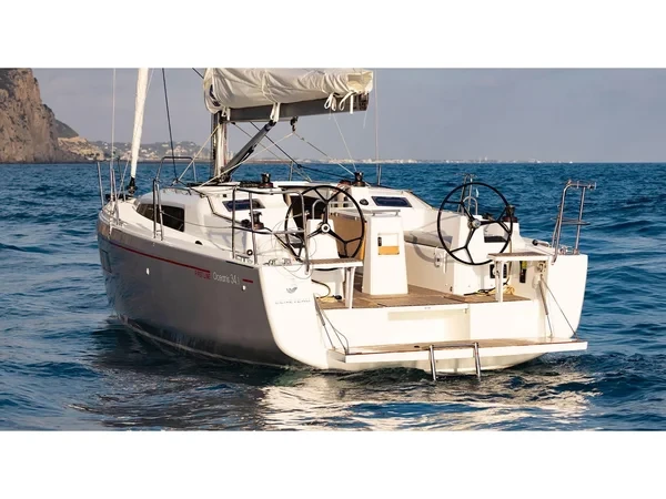 Oceanis 34.1 - Boatscribe.com