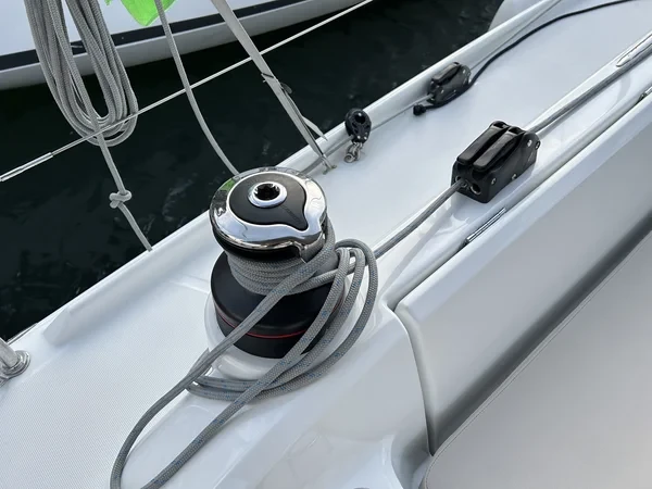 Oceanis 34.1 - Boatscribe.com