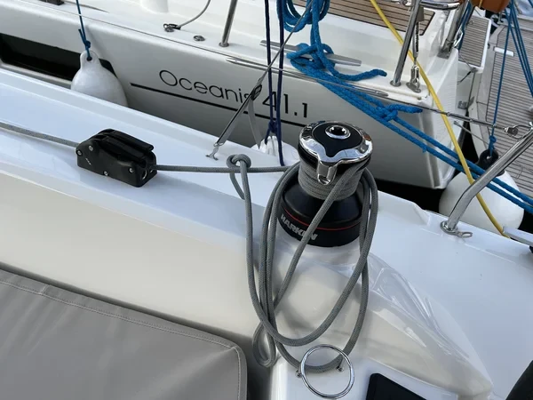 Oceanis 34.1 - Boatscribe.com