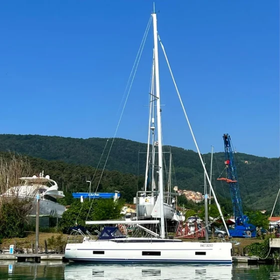 Bavaria C45 - Boatscribe.com
