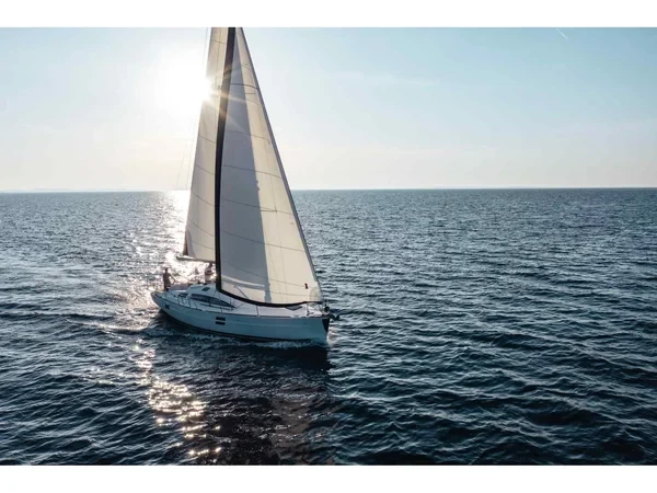 Elan Impression 40.1 - Boatscribe.com