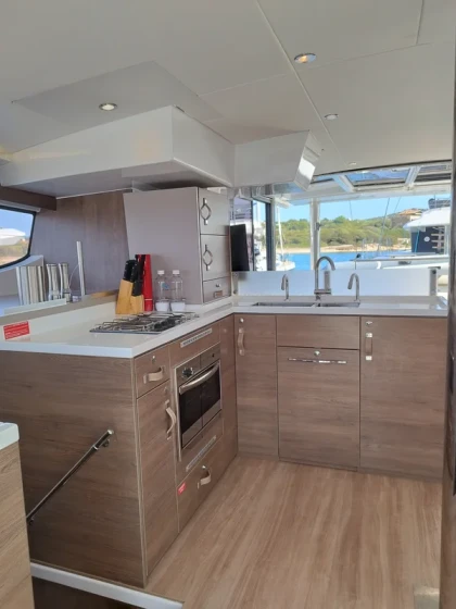 Bali 4.8 - Boatscribe.com