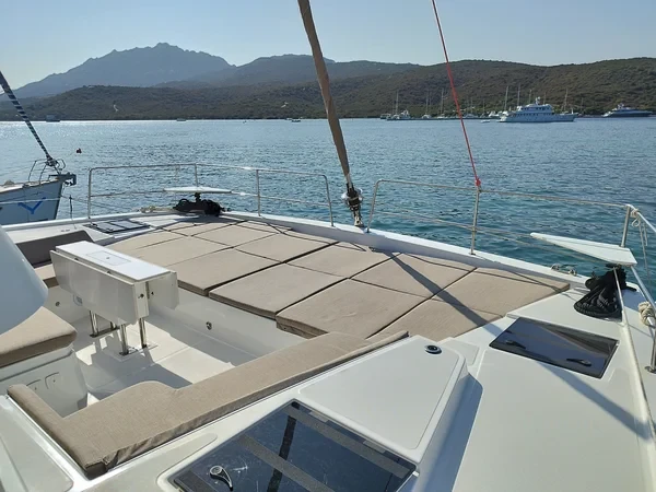 Bali 4.8 - Boatscribe.com