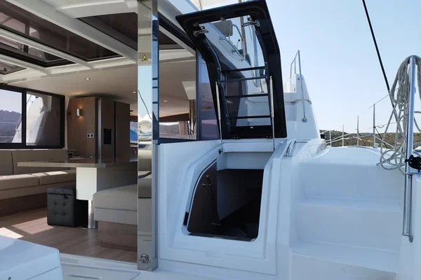 Bali 4.8 - Boatscribe.com