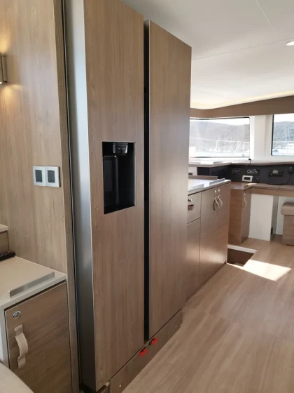 Bali 4.8 - Boatscribe.com