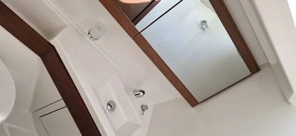 Oceanis 46.1 - Boatscribe.com