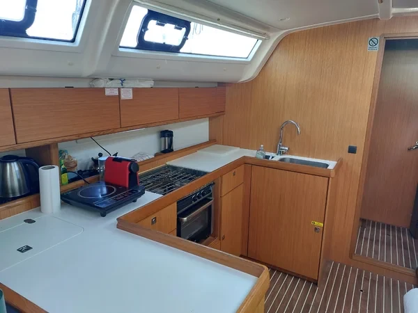 Bavaria 51 Cruiser - Boatscribe.com