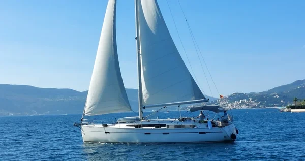 Bavaria 51 Cruiser - Boatscribe.com
