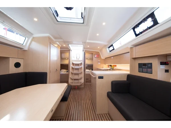 Bavaria C42 - Boatscribe.com