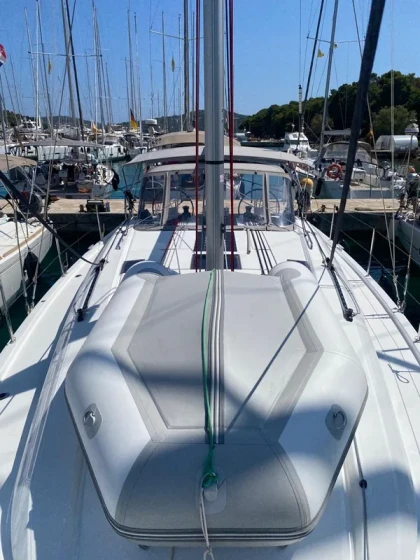 Oceanis 40.1 - Boatscribe.com