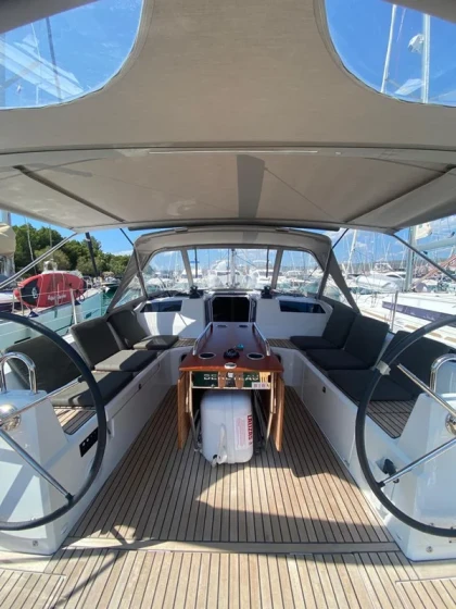 Oceanis 40.1 - Boatscribe.com