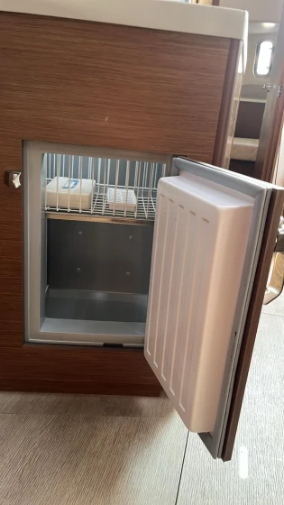 Oceanis 40.1 - Boatscribe.com