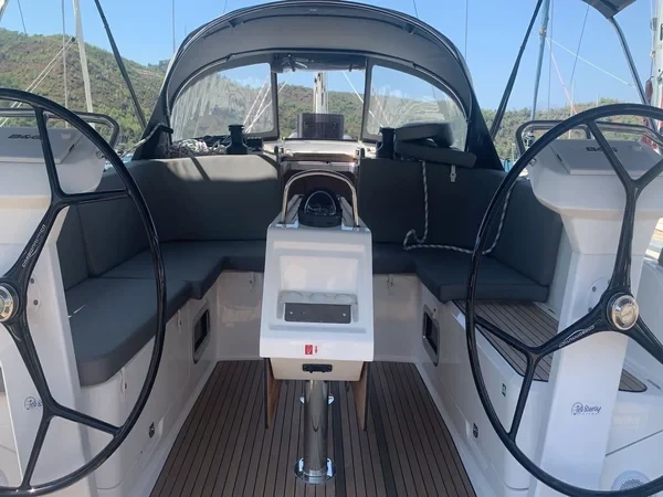 Bavaria 46 Cruiser - Boatscribe.com