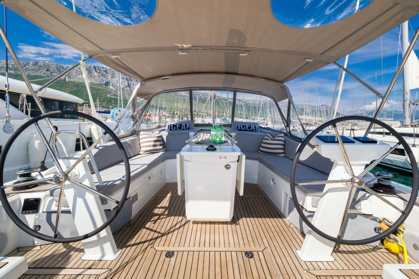 Oceanis 46.1 - Boatscribe.com