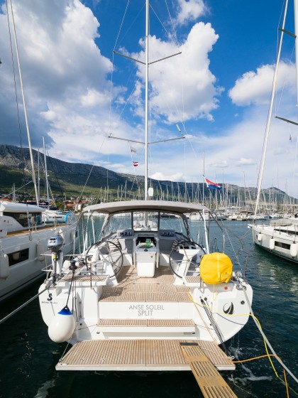 Oceanis 46.1 - Boatscribe.com