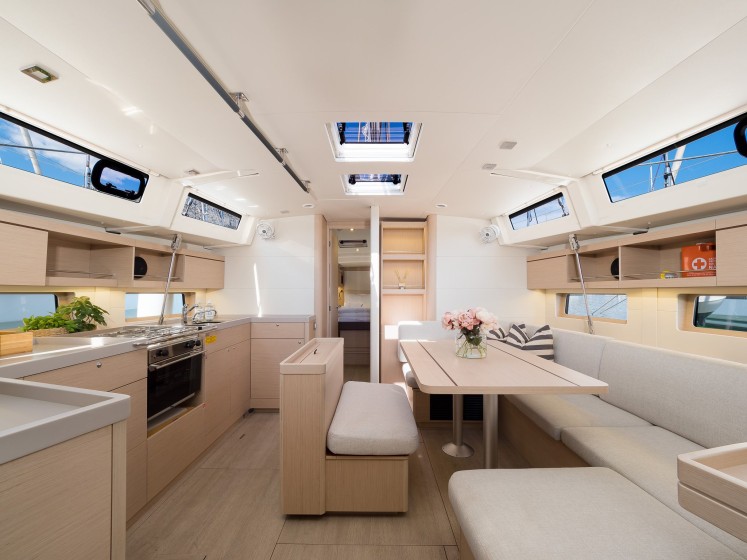 Oceanis 46.1 - Boatscribe.com