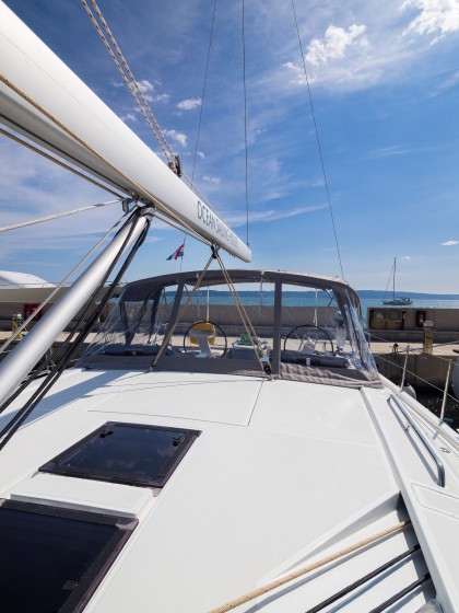 Oceanis 46.1 - Boatscribe.com