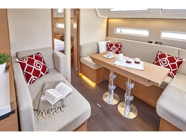 Sun Odyssey 410 - Boatscribe.com