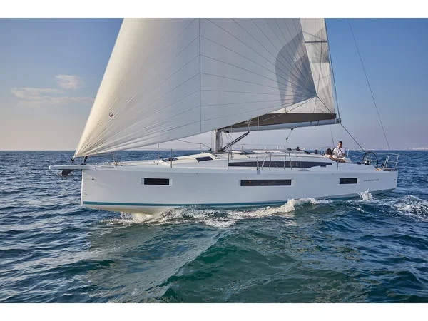Sun Odyssey 410 - Boatscribe.com