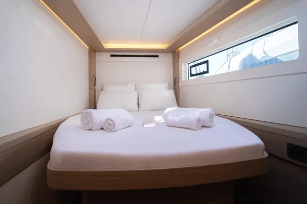 Lagoon 46 - Boatscribe.com