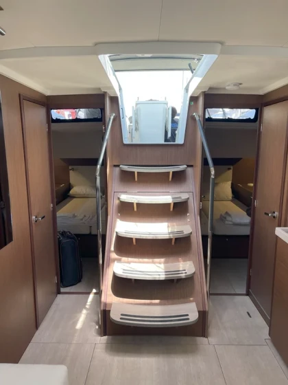 Oceanis 51.1 - Boatscribe.com