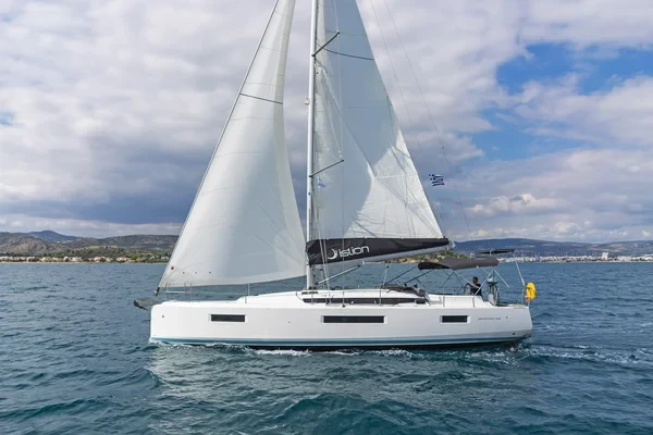 Sun Odyssey 440 - Boatscribe.com