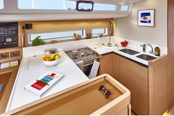 Sun Odyssey 440 - Boatscribe.com