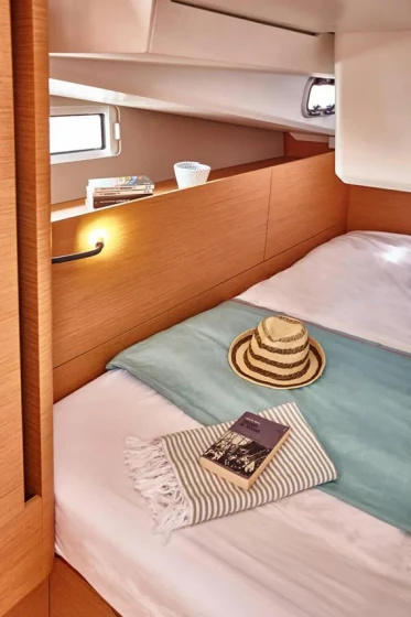 Sun Odyssey 440 - Boatscribe.com