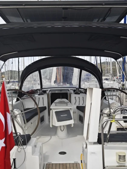 Oceanis 40 - Boatscribe.com