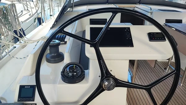 Bavaria C45 - Boatscribe.com