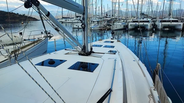 Bavaria C45 - Boatscribe.com