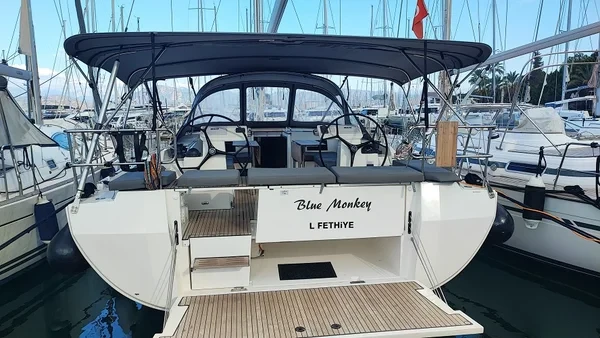 Bavaria C45 - Boatscribe.com