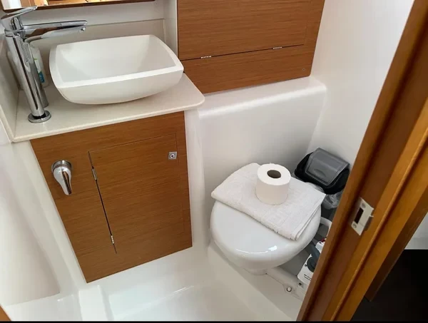 Dufour 390 Grand Large - Boatscribe.com