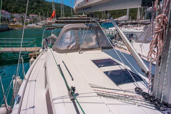 Hanse 445 - Boatscribe.com