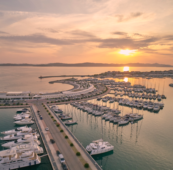 Oceanis 34 - Boatscribe.com