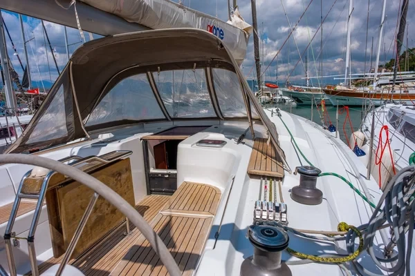 Hanse 445 - Boatscribe.com