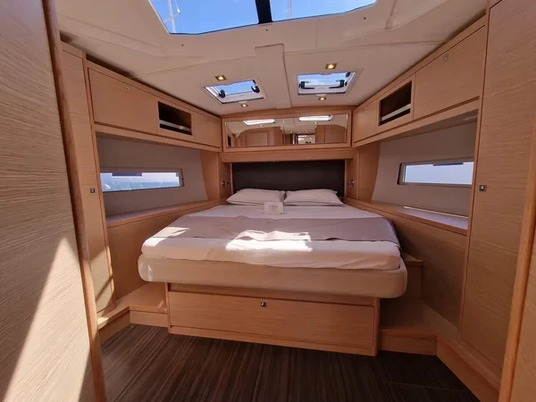 Dufour 470 - Boatscribe.com