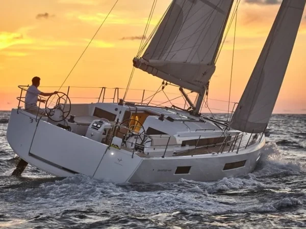 Sun Odyssey 440 - Boatscribe.com