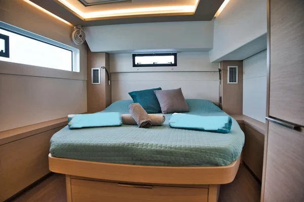 Lagoon 46 - Boatscribe.com