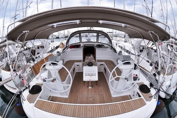 Bavaria 46 Cruiser - Boatscribe.com
