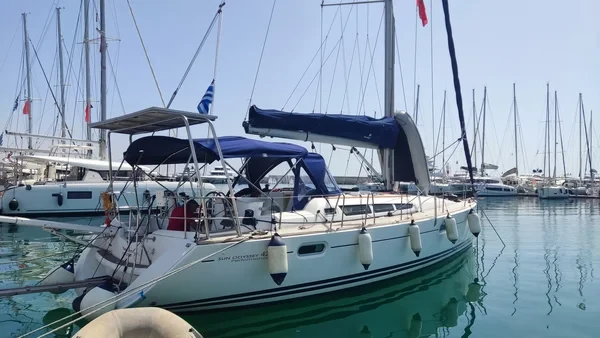 Sun Odyssey 42i - Boatscribe.com