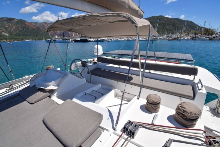 Lagoon 450 - Boatscribe.com